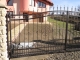 Výroba kovaných brán, plotov, zábradlí a kovových konštrukcií.