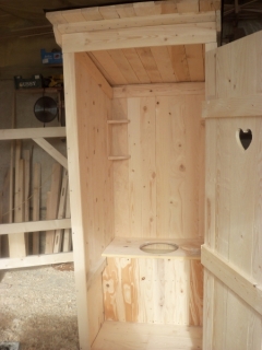 Latrina,latriny,suché wc  "na perodrážku" dovoz po Slovensku