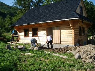 Hľadáme majstrov na stavbu, rekonštrukciu drevenice