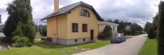 PRENAJOM CHATA ZELENA VODA VYHLAD NA JAZERO