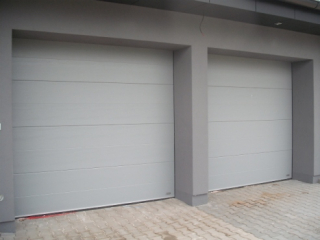 Sekční garážová vrata š300 x v250