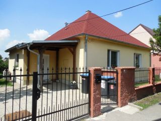 ** RK BOREAL ** Pekný 4izb. RD v zastavanej časti s veľkým pozemkom