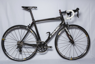 NOVÁ ČAS Fluid Aktiv Aktiv Carbon Road Veľkosť bicykla S Shimano Ultegra 11speed